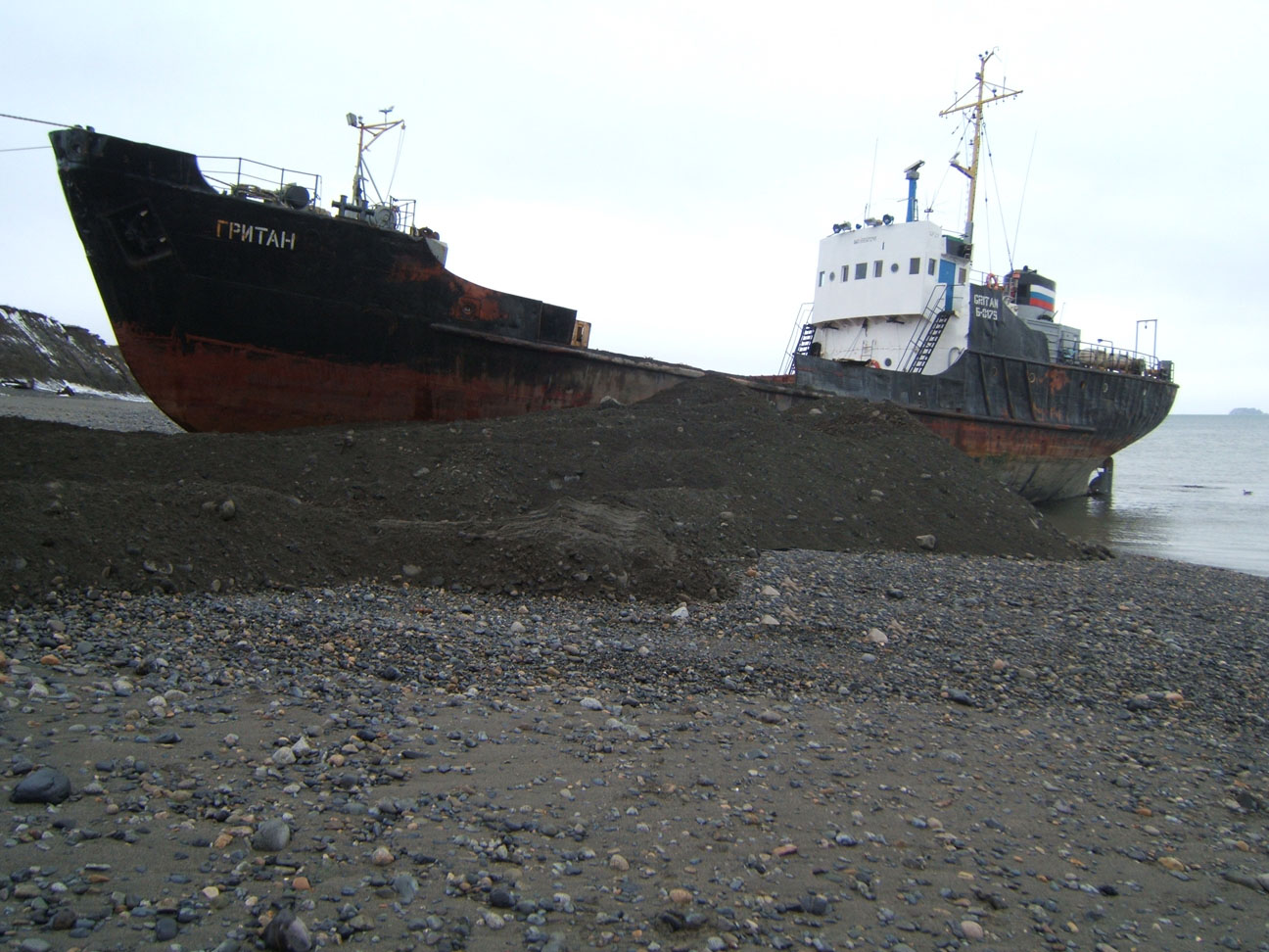 barge unloading